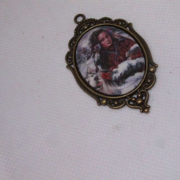 Native Tribal Maiden Wolf Porcelain Cameo Necklace - Picture 4 of 9